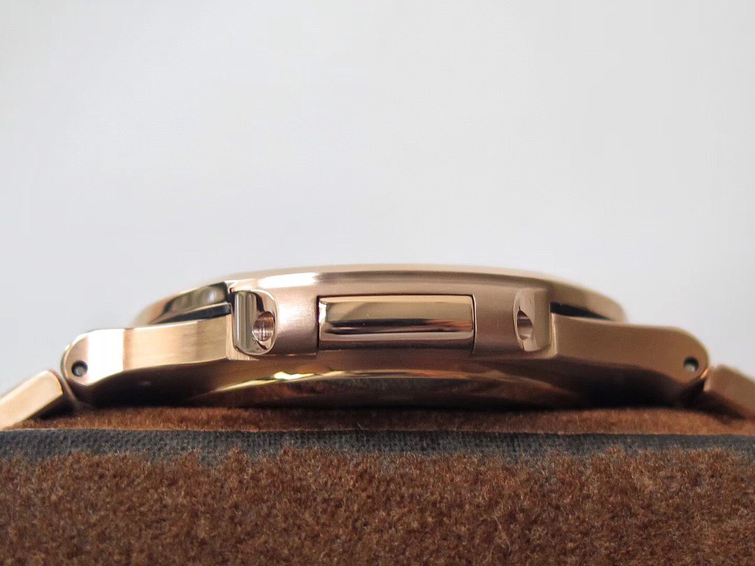 Patek Philippe Nautilus 18 K Rose Gold -1:1 Superclone