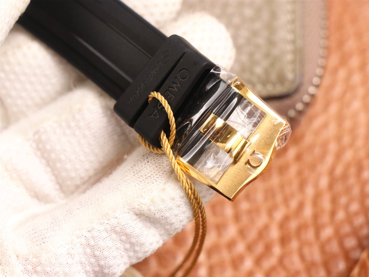 1:1 Superclone Omega Seamaster 300M Co-Axial Master 18K Gold