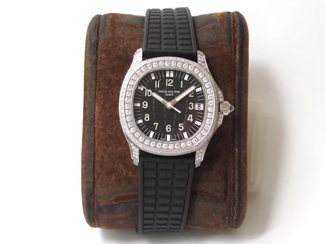 Patek Philippe Aquanaut with Diamonds Encrusted Casing-1:1 Superclone