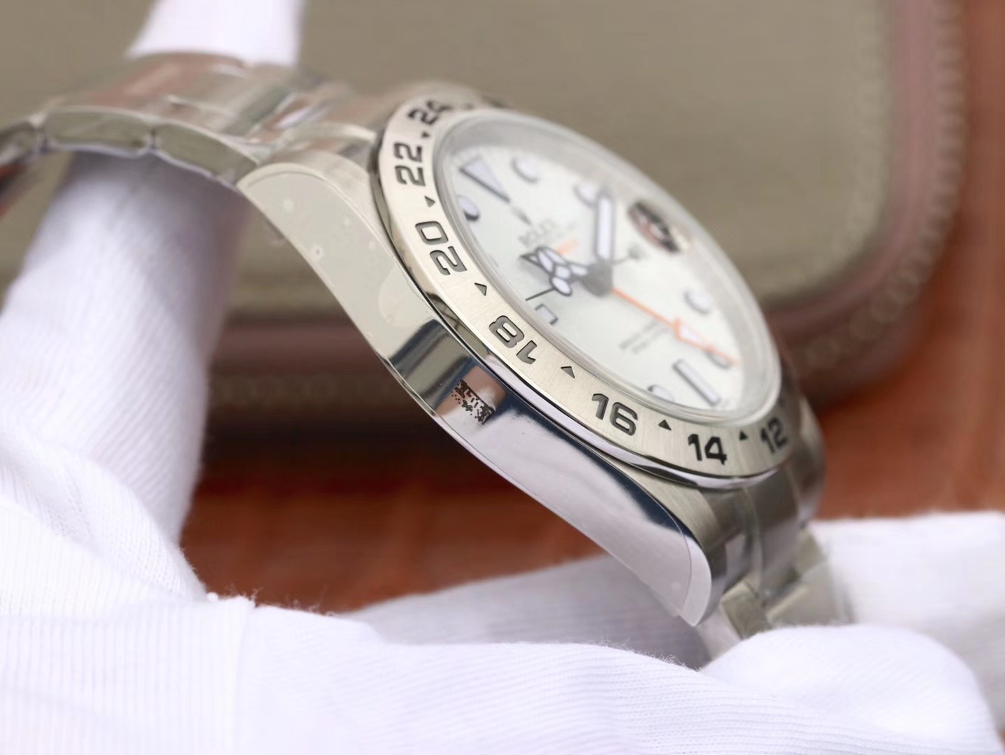 1:1 super clone Rolex Explorer II – 42MM