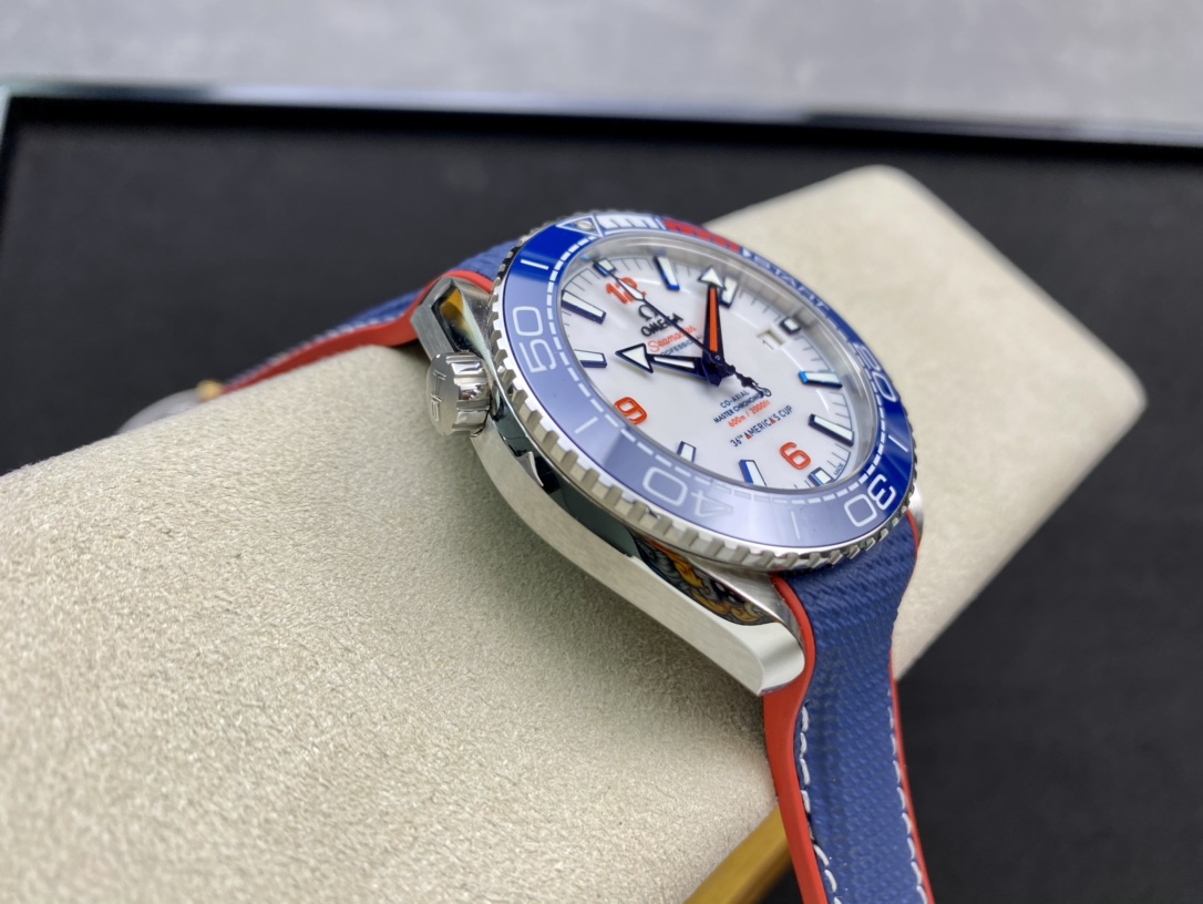 Omega Seamaster Diver 300M America's Cup Edition