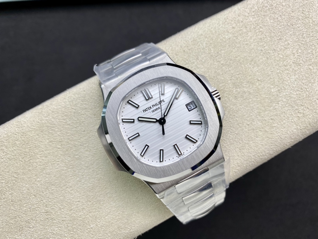 Patek Philippe 5811G Nautilus