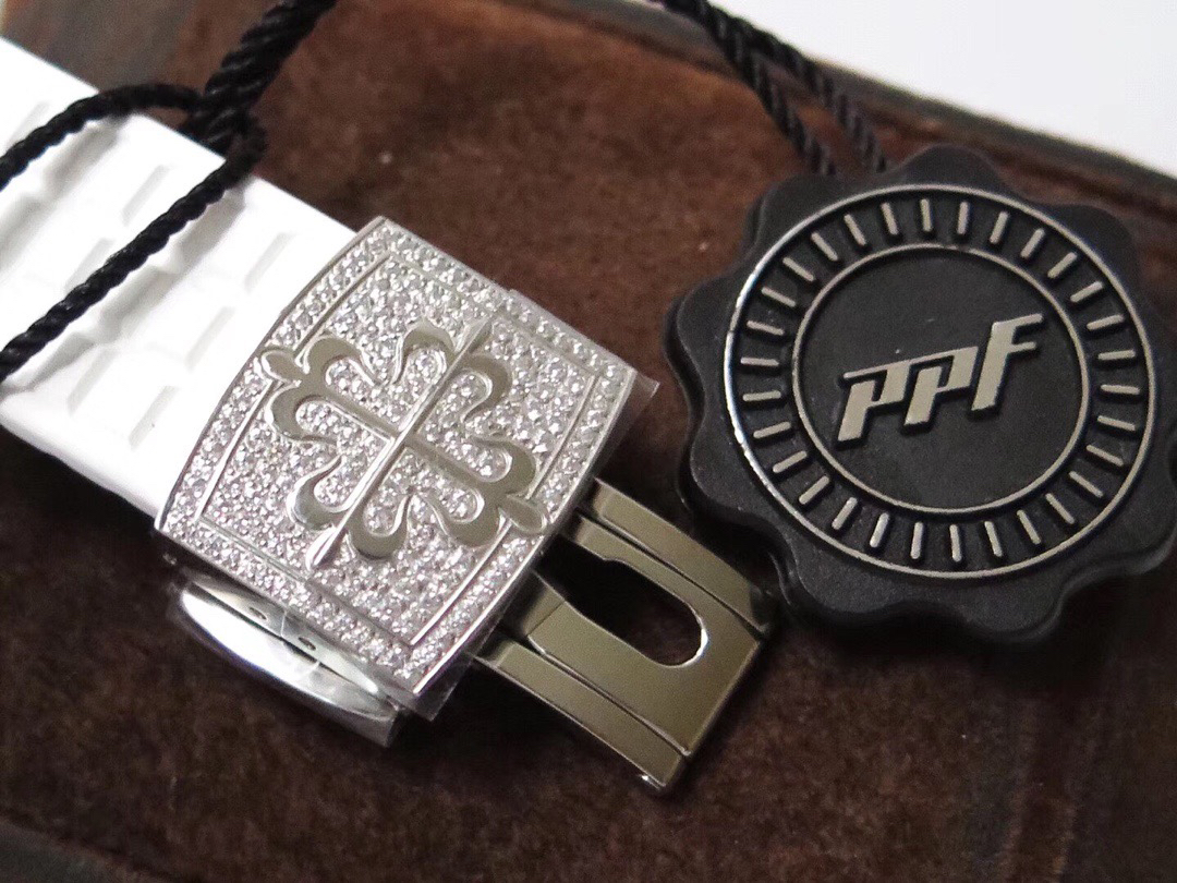 Patek Philippe Aquanaut with Diamonds Encrusted Casing-1:1 Superclone
