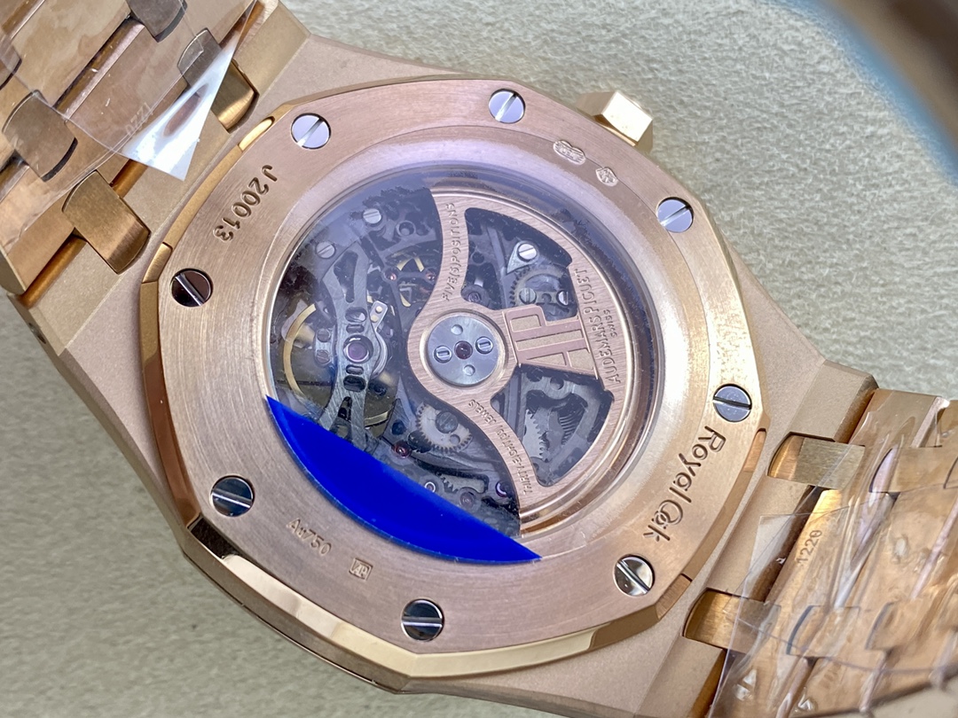 1:1 Superclone Royal Oak Offshore 5407ST.OO.1220ST.01