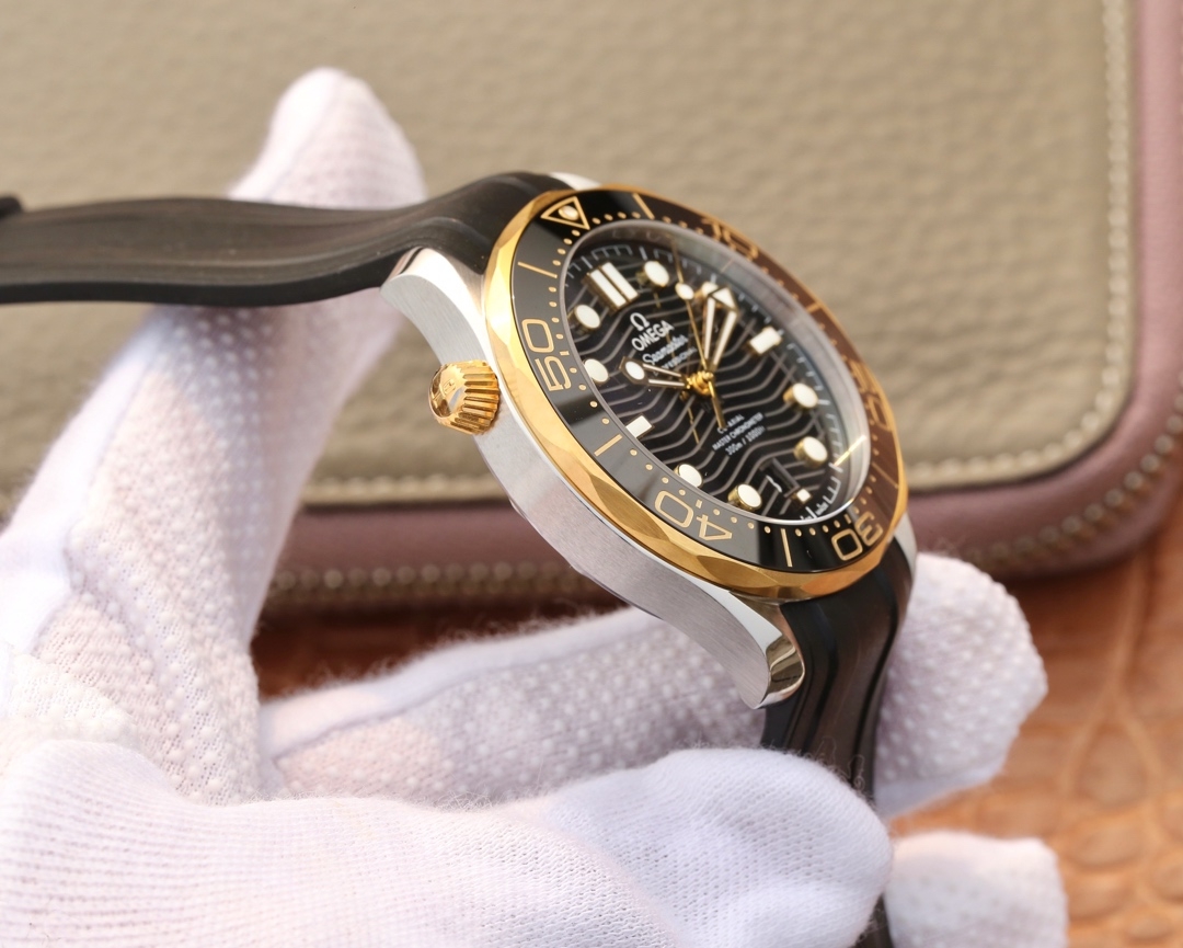 Omega Seamaster 300M Co-Axial Master Inter-Gold – 1:1 Superclone