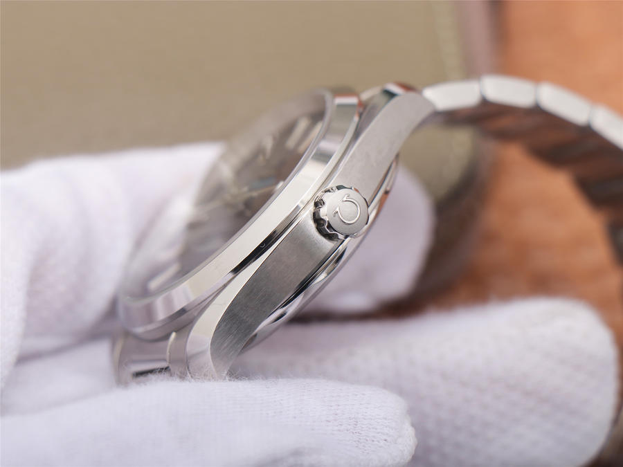 Omega Seamaster Aqua Terra Co-Axial SPECTRE – 1:1 Superclone