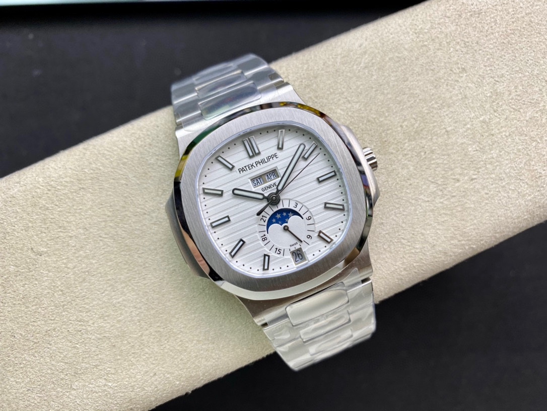 Patek Philippe Nautilus Annual Calendar 5726